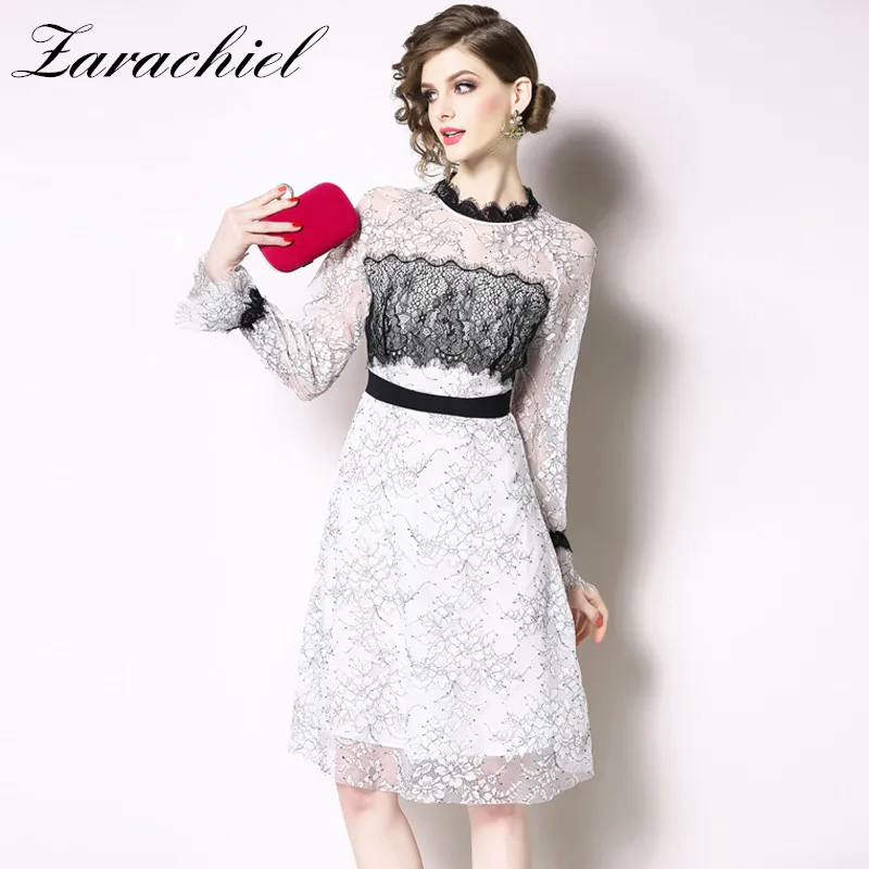 Vintage Designer Long Flare Sleeve Lace Mesh Patchwork Dress 2019 Summer Women's Drop Shoulder Hit Color Elegant Party Dress
Vintage Designer Long Flare Sleeve Lace Mesh Patchwork Dress 2019 Summer Women's Drop Shoulder Hit Color Elegant Party Dress
