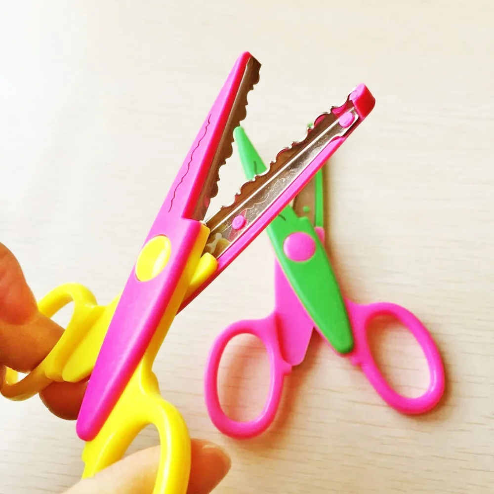 6pcs per set DIY Craft Scissors Wave Edge Craft School Scissors for Paper Border Cutter Scrapbooking Handmade Kids Artwork Card
6pcs per set DIY Craft Scissors Wave Edge Craft School Scissors for Paper Border Cutter Scrapbooking Handmade Kids Artwork Card