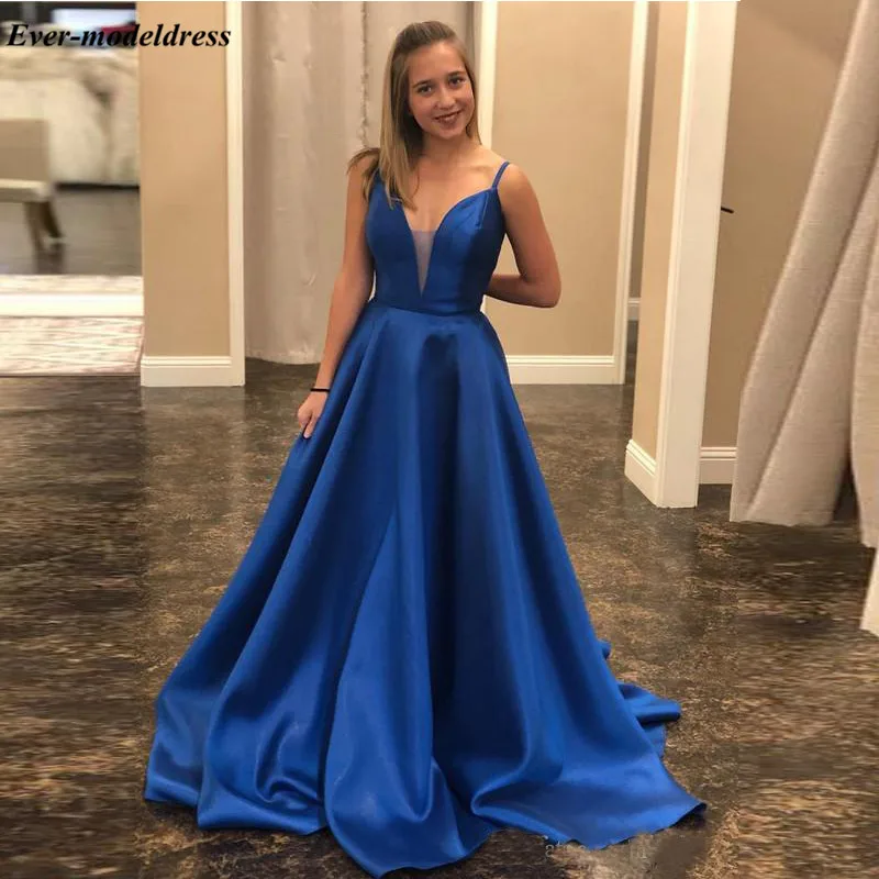 Royal Blue Satin A-Line Evening Dresses Long V-Neck Corset Back Dinner Party Dress vestidos de festa longo 2019
Royal Blue Satin A-Line Evening Dresses Long V-Neck Corset Back Dinner Party Dress vestidos de festa longo 2019