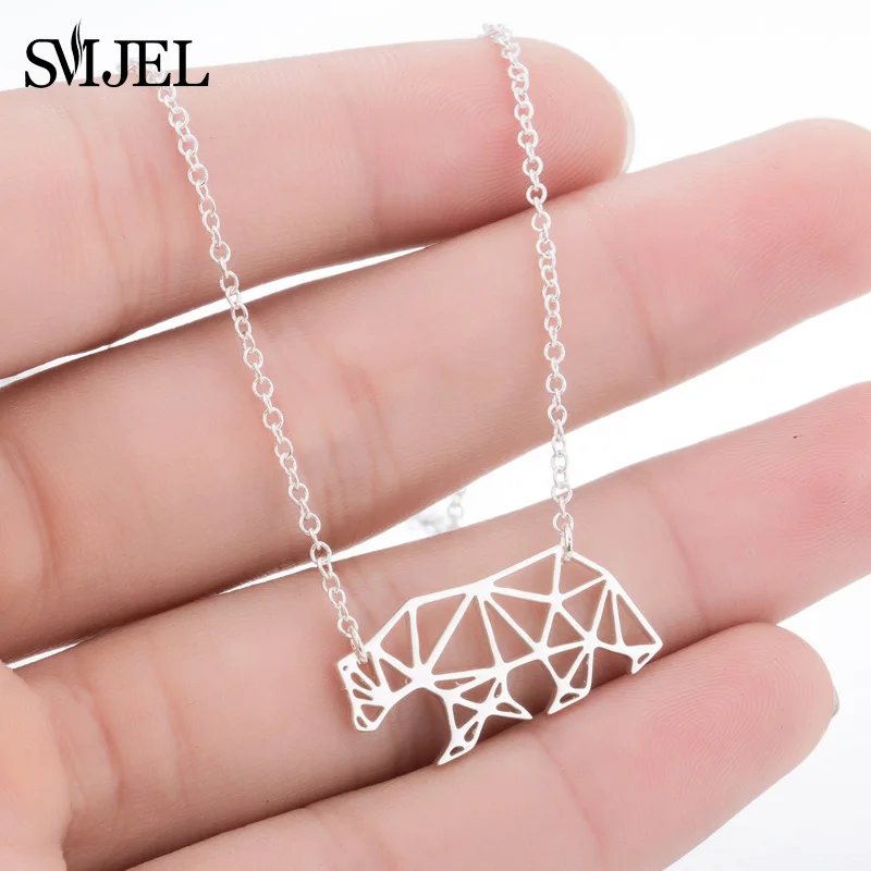SMJEL Women Jewelry Geometric Polar Bear Necklaces Colliers Accessories Mama Bear Gift for mom Animal Necklace Pendant
SMJEL Women Jewelry Geometric Polar Bear Necklaces Colliers Accessories Mama Bear Gift for mom Animal Necklace Pendant