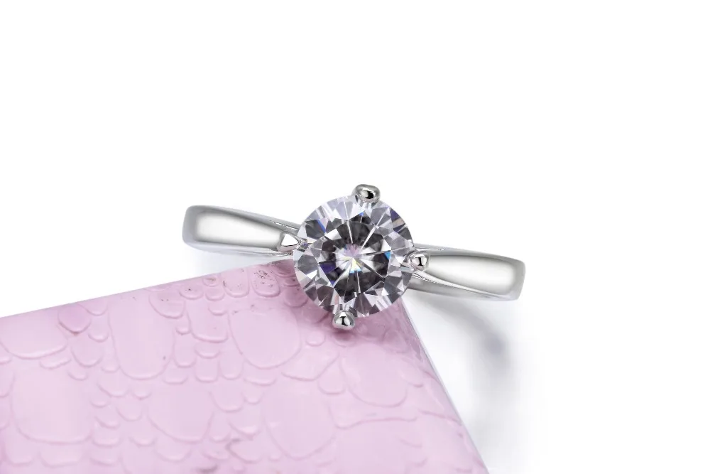 CHEESTAR GEMS ladys wedding ring 925 sterling silver ring with GH 6.5mm Moissanites stone engagement Moissanites Ring
CHEESTAR GEMS ladys wedding ring 925 sterling silver ring with GH 6.5mm Moissanites stone engagement Moissanites Ring