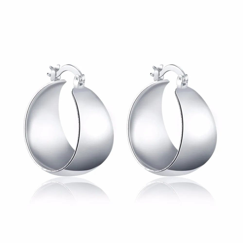 Personality round exaggerated jewelry 925 sterling silver wide face simple fashion silver accessories women's earrings
Personality round exaggerated jewelry 925 sterling silver wide face simple fashion silver accessories women's earrings