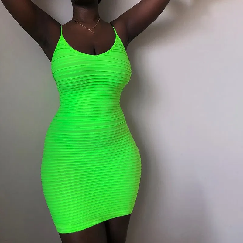 Neon Green Fashion Ruched Spaghetti Strap Bodycon Dress Women Summer Sexy Sleeveless Mini Dresses Party Club Dress
Neon Green Fashion Ruched Spaghetti Strap Bodycon Dress Women Summer Sexy Sleeveless Mini Dresses Party Club Dress