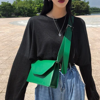 NEW Women Messenger Bag Design PU Leather Small Flap Bag Red Color Tofu Shape Mini Square Chain Round Unique Buckle Shoulder Bag
NEW Women Messenger Bag Design PU Leather Small Flap Bag Red Color Tofu Shape Mini Square Chain Round Unique Buckle Shoulder Bag