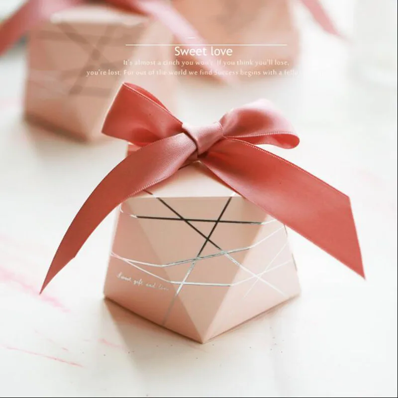 AVEBIEN 20pcs Wedding Favors Decoration Baby Shower Imitation Diamond Design Candy Box Gift Box Party Favors Chocolate Candy Bag
AVEBIEN 20pcs Wedding Favors Decoration Baby Shower Imitation Diamond Design Candy Box Gift Box Party Favors Chocolate Candy Bag