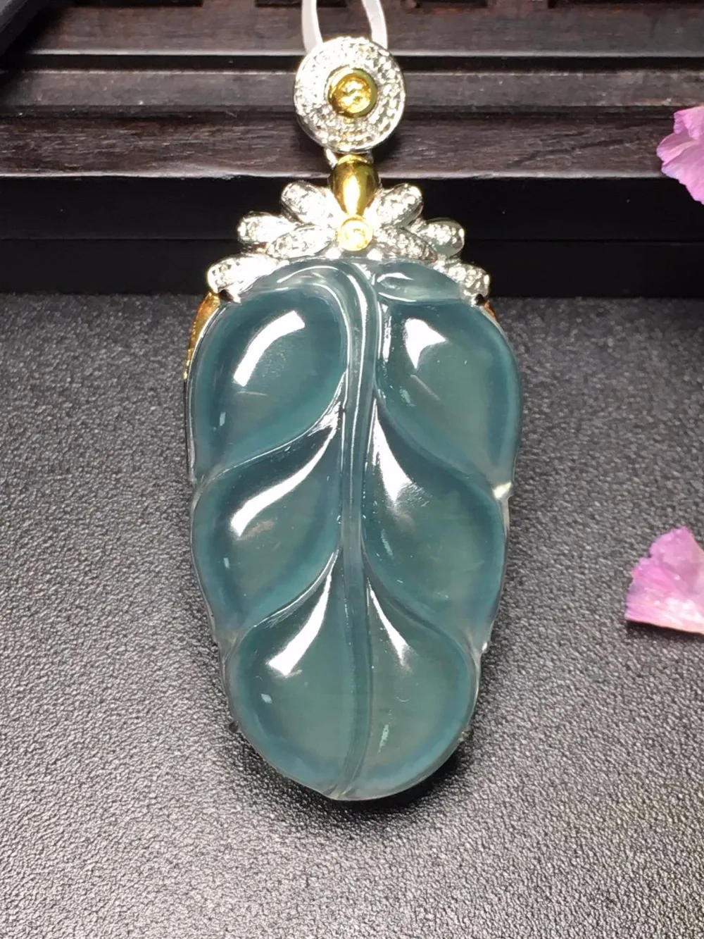Fine Jewelry Real 18K White Gold Leaf Natural Burmes Jade Gemstones Jadite Pendant Necklace Pendants Necklaces
Fine Jewelry Real 18K White Gold Leaf Natural Burmes Jade Gemstones Jadite Pendant Necklace Pendants Necklaces