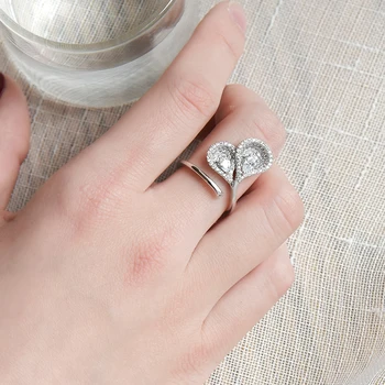 Wuli&baby Rhinestone Calla Lily Flower Ring Women's Silver Color Engagement Adjustable Opening Ring
Wuli&baby Rhinestone Calla Lily Flower Ring Women's Silver Color Engagement Adjustable Opening Ring