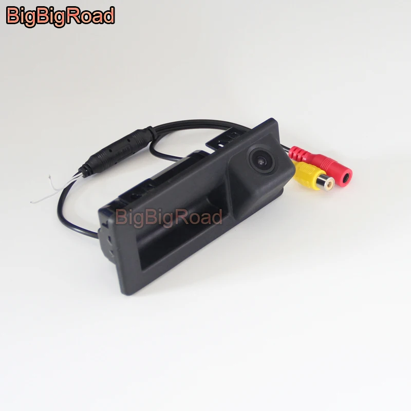 BigBigRoad Car Trunk Handle Camera For SKODA Octavia MK3 A7 5E 2016 2017 2018 2019 Facelift Rear View Camera HD Night Vision
BigBigRoad Car Trunk Handle Camera For SKODA Octavia MK3 A7 5E 2016 2017 2018 2019 Facelift Rear View Camera HD Night Vision