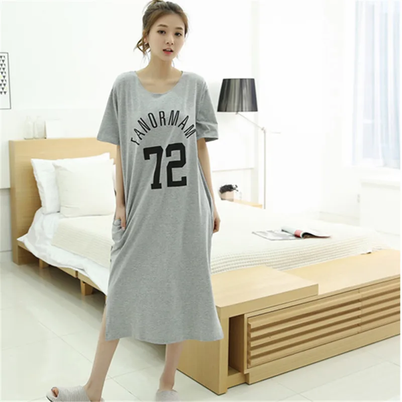 2018 Nightgown girls summer fresh summer cotton summer short sleeve loose pregnant women long nightdress worn outside
2018 Nightgown girls summer fresh summer cotton summer short sleeve loose pregnant women long nightdress worn outside