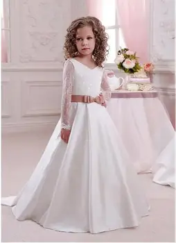 Ivory White Long Sleeves Lace Dresses for Girls Birthday V Neck Lace Applique with Train Flower Girls For Wedding Communion Gown
Ivory White Long Sleeves Lace Dresses for Girls Birthday V Neck Lace Applique with Train Flower Girls For Wedding Communion Gown