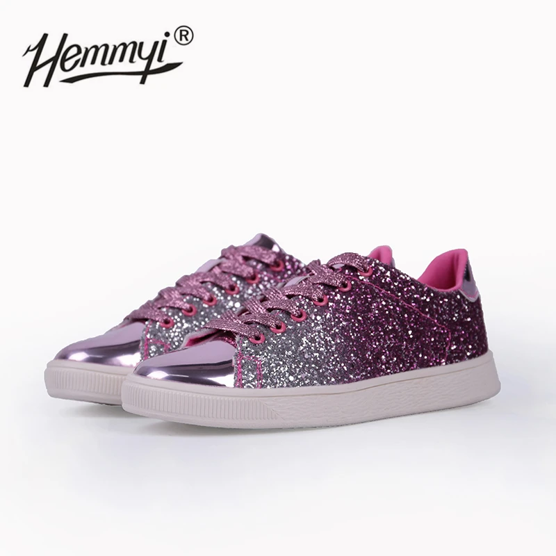 Fashion Glitter Women Sneakers Flats Glisten Superstar Shine Glitter Luxury Csaual Shoes Women Designers Trainers Tenis Feminino
Fashion Glitter Women Sneakers Flats Glisten Superstar Shine Glitter Luxury Csaual Shoes Women Designers Trainers Tenis Feminino