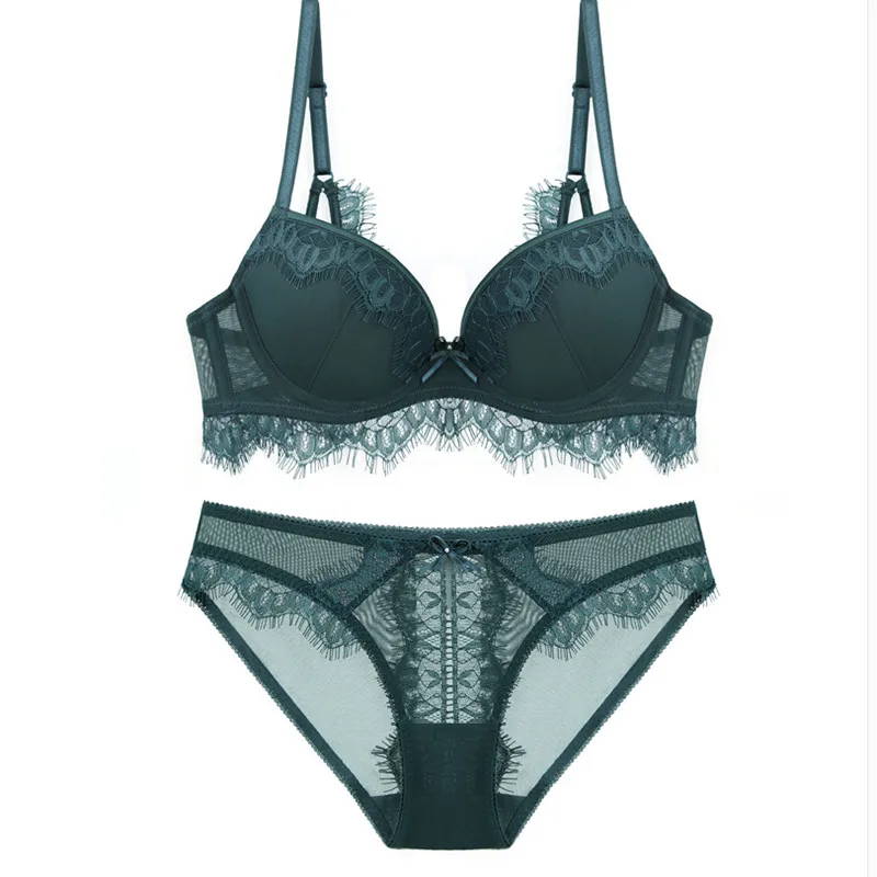 Sexy Europe and the United States bra new lace girl lingerie underwear gathered bra
Sexy Europe and the United States bra new lace girl lingerie underwear gathered bra