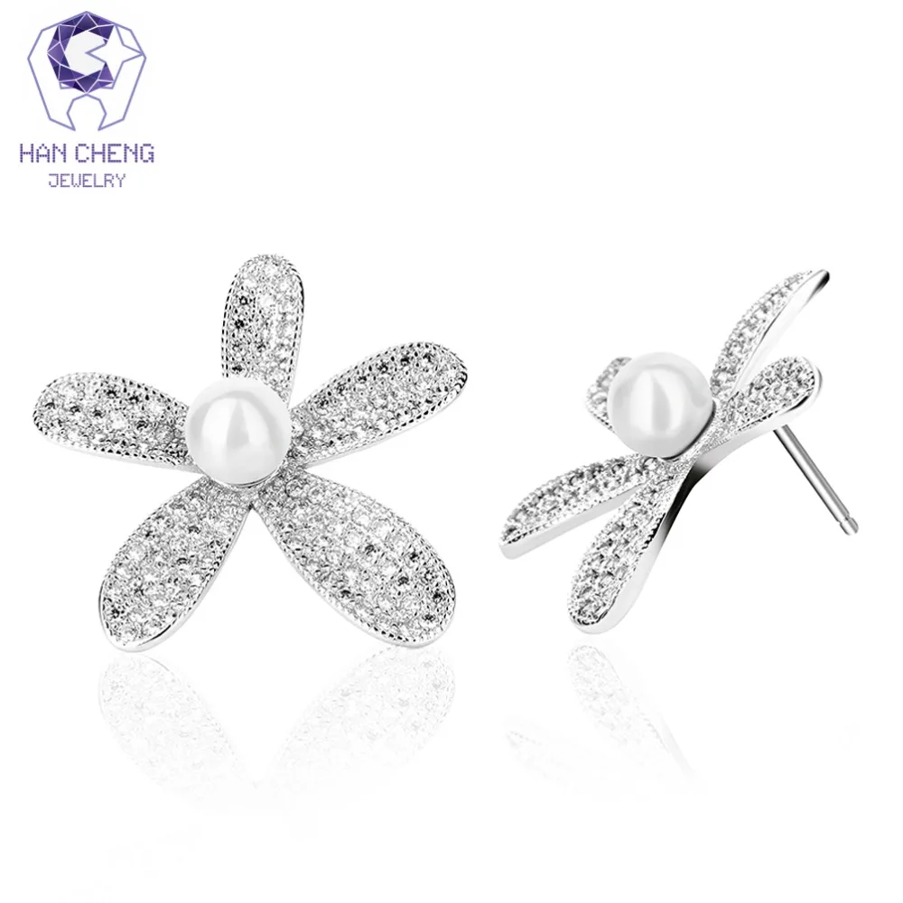 HanCheng New Fashion Luxury Silver Plated Nail Gem Stone Zircon CZ Pearl Flower Stud Earrings For Women Jewelry brincos bijoux
HanCheng New Fashion Luxury Silver Plated Nail Gem Stone Zircon CZ Pearl Flower Stud Earrings For Women Jewelry brincos bijoux