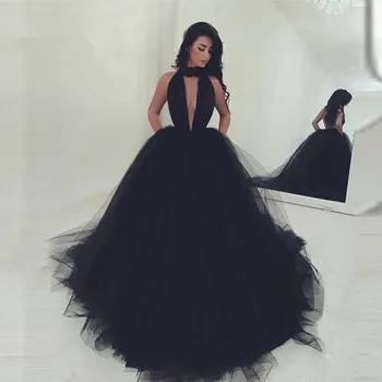 Black Muslim Evening Dresse Ball Gown Halter Tulle Open Back Sexy Islamic Dubai Saudi Arabic Long Formal Evening Gown
Black Muslim Evening Dresse Ball Gown Halter Tulle Open Back Sexy Islamic Dubai Saudi Arabic Long Formal Evening Gown