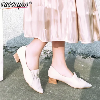 TASSLYNN 201 Pointed Toe Casual Shoes Women Pumps Spring PU Square Heels Office Ladies Concise Slip on Pumps Big Size 34- 43
TASSLYNN 201 Pointed Toe Casual Shoes Women Pumps Spring PU Square Heels Office Ladies Concise Slip on Pumps Big Size 34- 43