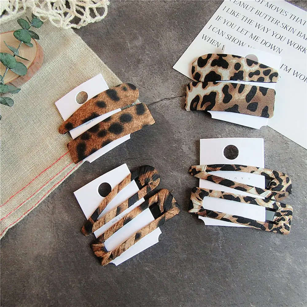 2PCS Fashion Leopard Set Hairpins Girls Barrettes Hairband Hair Clip Clamp Jewelry Styling Tools Women Hair Accessories
2PCS Fashion Leopard Set Hairpins Girls Barrettes Hairband Hair Clip Clamp Jewelry Styling Tools Women Hair Accessories