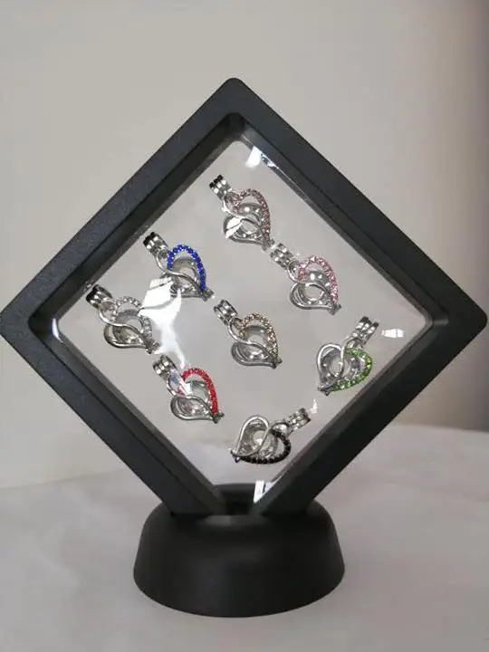 Square 3D Albums Floating Frames Holder Coin Box Jewelry Display Show Case, 9X9cm With Base White and Black ABH886
Square 3D Albums Floating Frames Holder Coin Box Jewelry Display Show Case, 9X9cm With Base White and Black ABH886