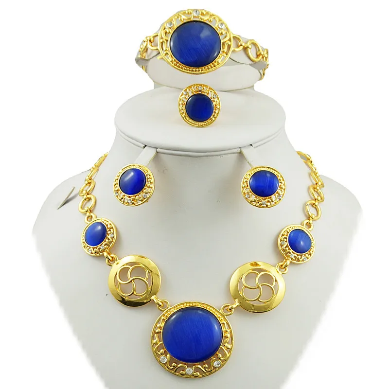 Sexemara fashion African jewelry sets for women elegant bule rhinestone Necklace earrings set Gold garment accessories
Sexemara fashion African jewelry sets for women elegant bule rhinestone Necklace earrings set Gold garment accessories