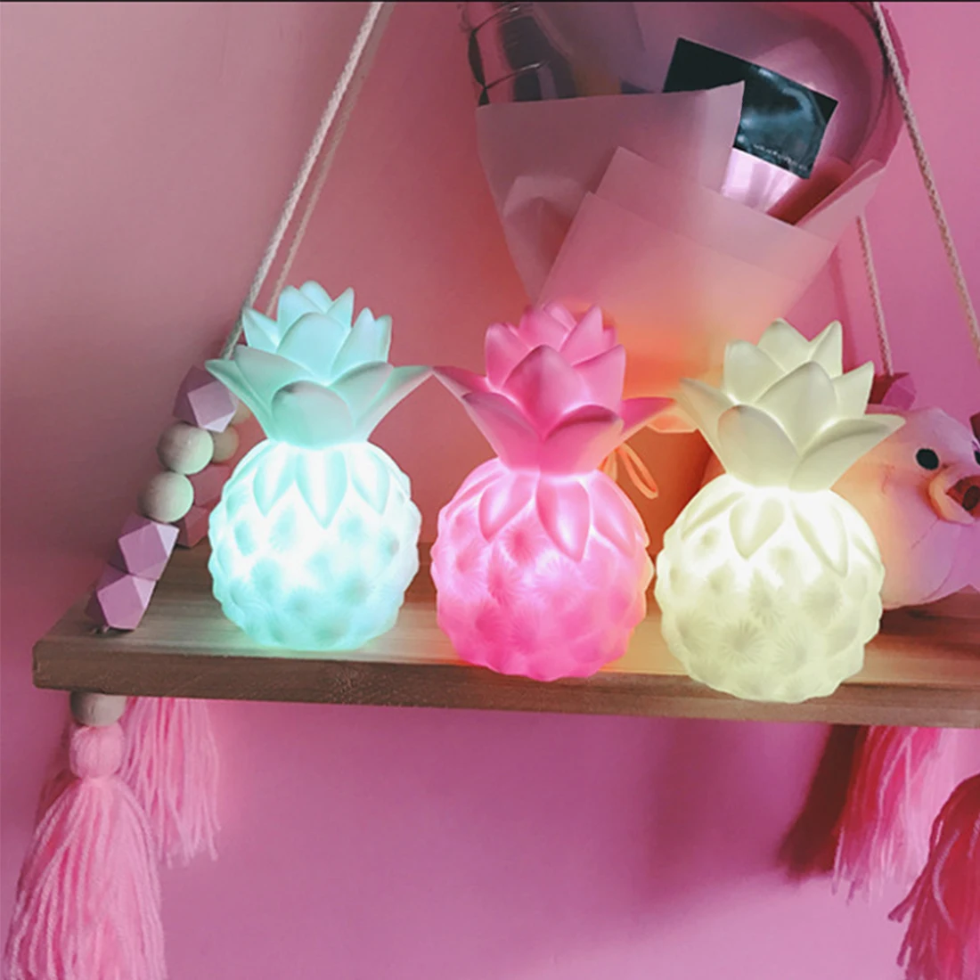 1pc Cartoon LED Night Light Pineapple Table Lamp Creative Gift For Children Baby Light Yellow / Pink / Green ananas fluorescente
1pc Cartoon LED Night Light Pineapple Table Lamp Creative Gift For Children Baby Light Yellow / Pink / Green ananas fluorescente