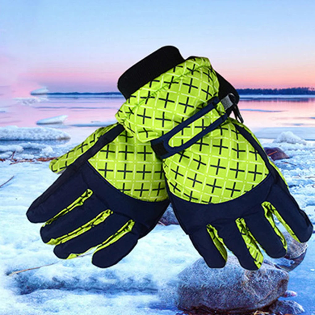 Women Winter Velvet Warm Keeping AdAjustable Buckle Glove Outdoor Sport Riding Skiing Accessories
Women Winter Velvet Warm Keeping AdAjustable Buckle Glove Outdoor Sport Riding Skiing Accessories