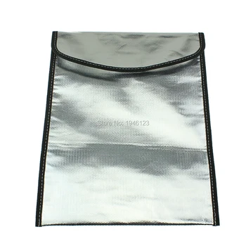 Fireproof Waterproof Lipo Battery Safety Bag 262mmx335mm Carrying Handbag For RC Models Multicopter Black W/ Luminous Handle
Fireproof Waterproof Lipo Battery Safety Bag 262mmx335mm Carrying Handbag For RC Models Multicopter Black W/ Luminous Handle