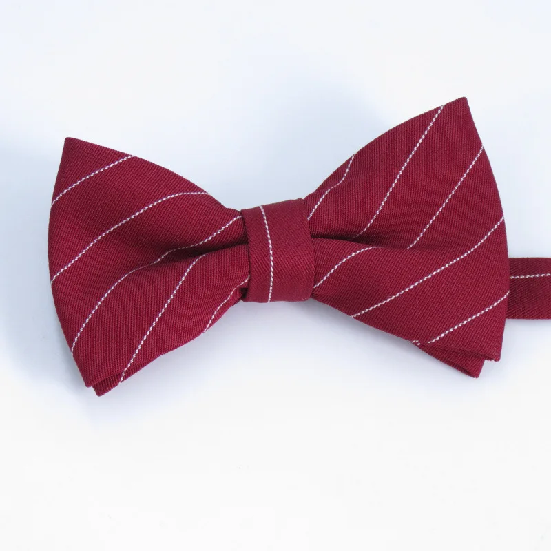 Business Casual Men's Bow Tie Red And White Striped Pattern Bow Personalized Ladies Bow Tie College Style
Business Casual Men's Bow Tie Red And White Striped Pattern Bow Personalized Ladies Bow Tie College Style