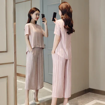 Temperament Fashion O-neck Two Piece Set Top And Pants Elegant Thin Summer Costumes For Classical Office Work Women Women's Suit
Temperament Fashion O-neck Two Piece Set Top And Pants Elegant Thin Summer Costumes For Classical Office Work Women Women's Suit