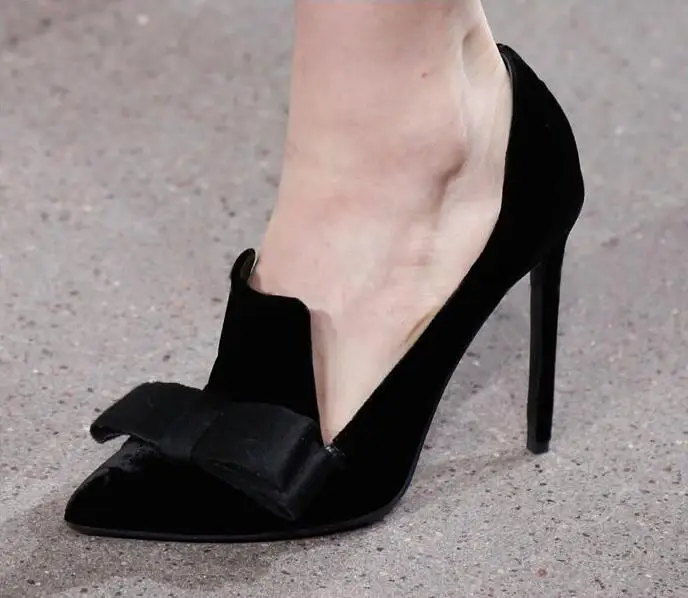 Hot Selling Black Suede Butterfly-knot Pumps Women Shoes Pointed Toe Deep V-style Cut-out Ladies Dress Shoes Elegant Thin Heels
Hot Selling Black Suede Butterfly-knot Pumps Women Shoes Pointed Toe Deep V-style Cut-out Ladies Dress Shoes Elegant Thin Heels