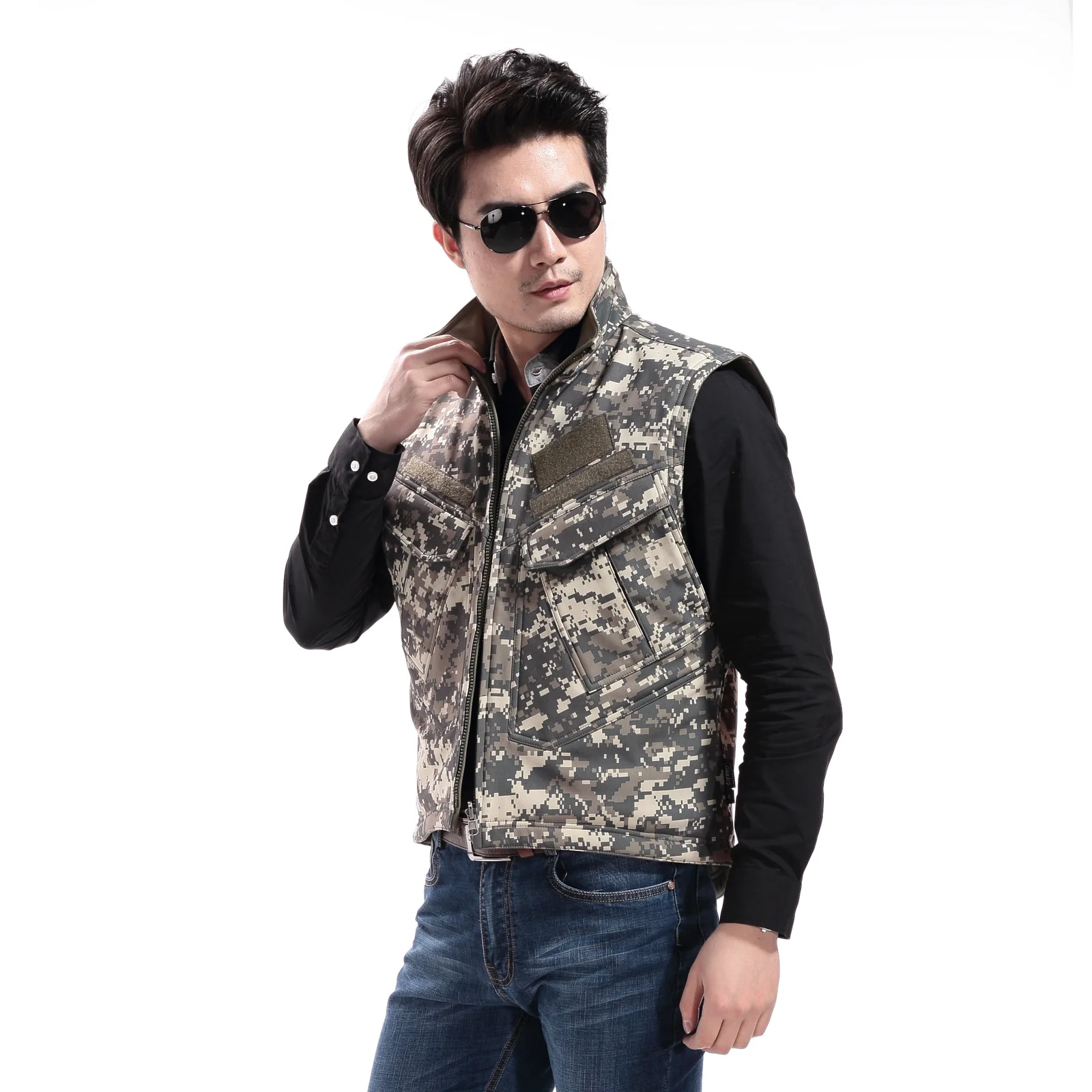 Tactical Vest Men Military Style Waistcoat Camouflage Male Soft Shell Lurker Shark Skin Double Side Camo Sleeveless Army Jacket
Tactical Vest Men Military Style Waistcoat Camouflage Male Soft Shell Lurker Shark Skin Double Side Camo Sleeveless Army Jacket