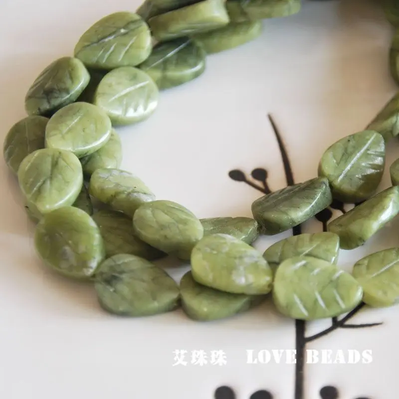 wholesale 15"/38cm natural green chalcedony leaf 8x12mm/12x16mm loose bead jewelry making DIY for women
wholesale 15"/38cm natural green chalcedony leaf 8x12mm/12x16mm loose bead jewelry making DIY for women