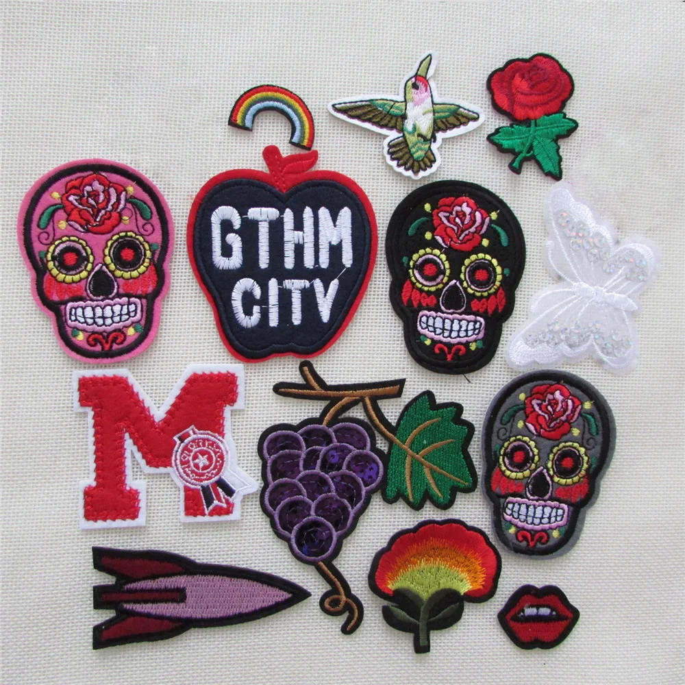 1pcs sell high quality fashion patches hot melt adhesive applique embroidery patches stripes DIY clothing accessory
1pcs sell high quality fashion patches hot melt adhesive applique embroidery patches stripes DIY clothing accessory