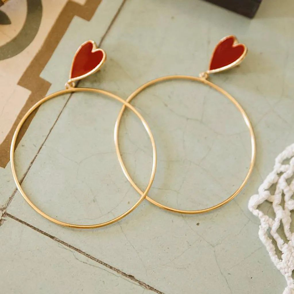 Fashion Exaggerated Metal Circle Red Love Earrings Ladies Jewelry Very Fast Shipped within 36 hours Can Drop Ship
Fashion Exaggerated Metal Circle Red Love Earrings Ladies Jewelry Very Fast Shipped within 36 hours Can Drop Ship