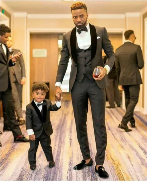 Handsome Groomsmen Wool blend Groom Tuxedos Mens Wedding Dress Man Jacket Blazer Prom Dinner (Jacket+Pants+Tie+Vest) A134
Handsome Groomsmen Wool blend Groom Tuxedos Mens Wedding Dress Man Jacket Blazer Prom Dinner (Jacket+Pants+Tie+Vest) A134