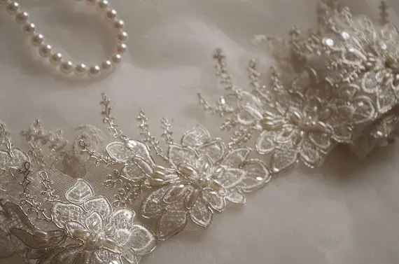 ivory pearl beaded lace trim, ivory alencon lace trim, scalloped lace trim, sequined trim lace CGDZ81B 1yard
ivory pearl beaded lace trim, ivory alencon lace trim, scalloped lace trim, sequined trim lace CGDZ81B 1yard