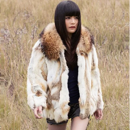 New Genuine Rabbit Fur Coat with big raccoon fur collar rabbit fur jacket Women short fur waistcoats J808
New Genuine Rabbit Fur Coat with big raccoon fur collar rabbit fur jacket Women short fur waistcoats J808