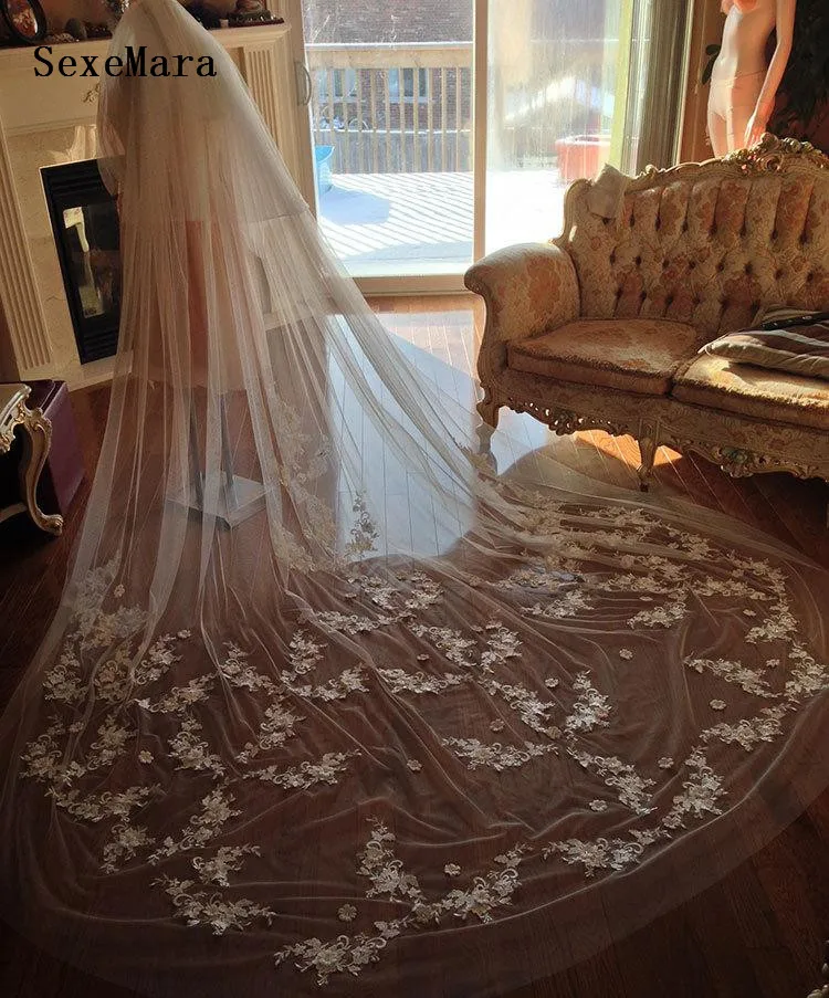 Real Image Two Layer 2019 Wedding Veils Cathedral Length Bride Veils Netting Lace Applique Bridal Veil with Comb for Wedding
Real Image Two Layer 2019 Wedding Veils Cathedral Length Bride Veils Netting Lace Applique Bridal Veil with Comb for Wedding
