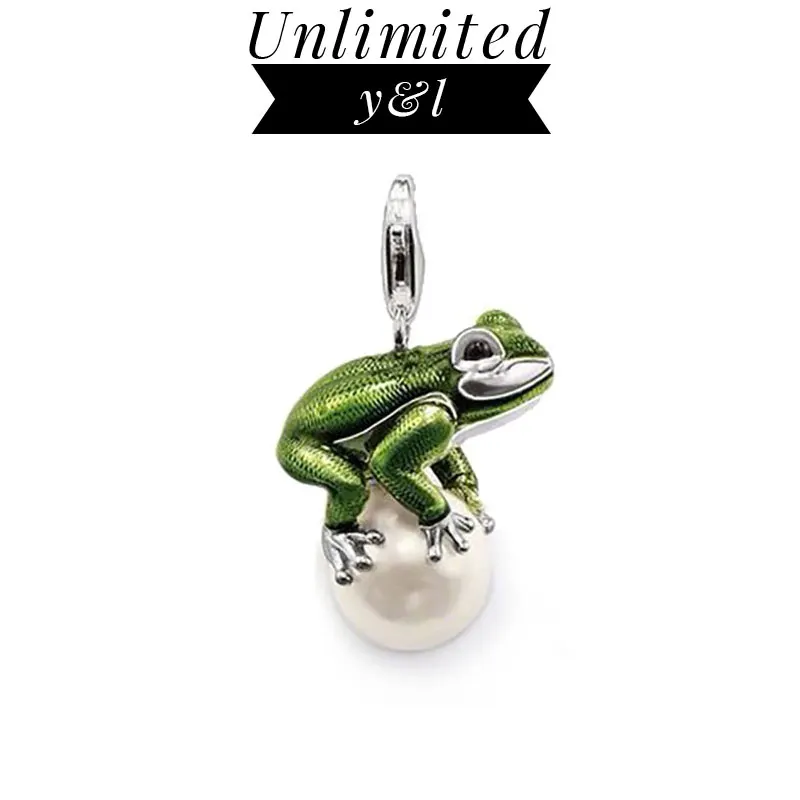 Green Frog Pearl Ball Charms Women Men Thomas Style Silver DIY Fashion Jewelry Making Accessories Fit Bracelet Necklace 2018 New
Green Frog Pearl Ball Charms Women Men Thomas Style Silver DIY Fashion Jewelry Making Accessories Fit Bracelet Necklace 2018 New