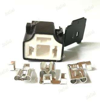 3 Pin 7.8 H4-2B Ceramic Car Connector H4 Auto Light Lamp Holder Plug 7.8mm Lamp Plug For VW Santana 2000
3 Pin 7.8 H4-2B Ceramic Car Connector H4 Auto Light Lamp Holder Plug 7.8mm Lamp Plug For VW Santana 2000