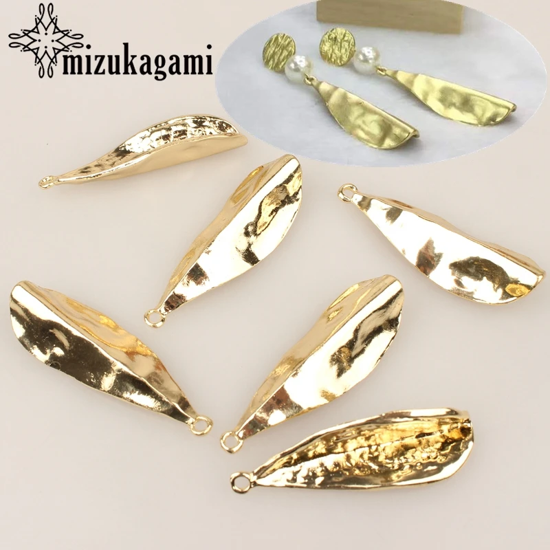 4pcs/lot 45*14mm Zinc Alloy Gold Distortion 3D Water Drop Charms For DIY Jewelry Fashion Exaggerated Earrings Making Accessories
4pcs/lot 45*14mm Zinc Alloy Gold Distortion 3D Water Drop Charms For DIY Jewelry Fashion Exaggerated Earrings Making Accessories