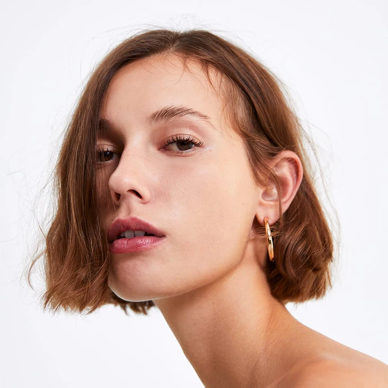 2019 New Fashion ZA Gold Circle Round Metal Earrings For Women Simple Style High Grade Charm Jewelry Female Wedding Gifts
2019 New Fashion ZA Gold Circle Round Metal Earrings For Women Simple Style High Grade Charm Jewelry Female Wedding Gifts