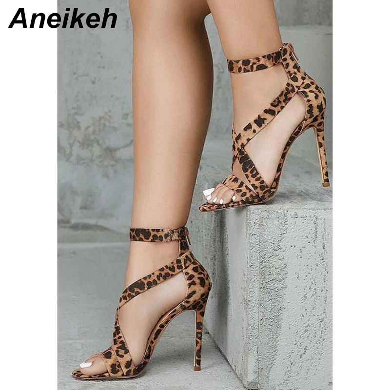 Aneikeh 2019 New Ladies Sandals Fashion Sexy Brown Leopard Fish Mouth Open Toe Buckle With Cross Straps High Heel Sandals Pumps
Aneikeh 2019 New Ladies Sandals Fashion Sexy Brown Leopard Fish Mouth Open Toe Buckle With Cross Straps High Heel Sandals Pumps