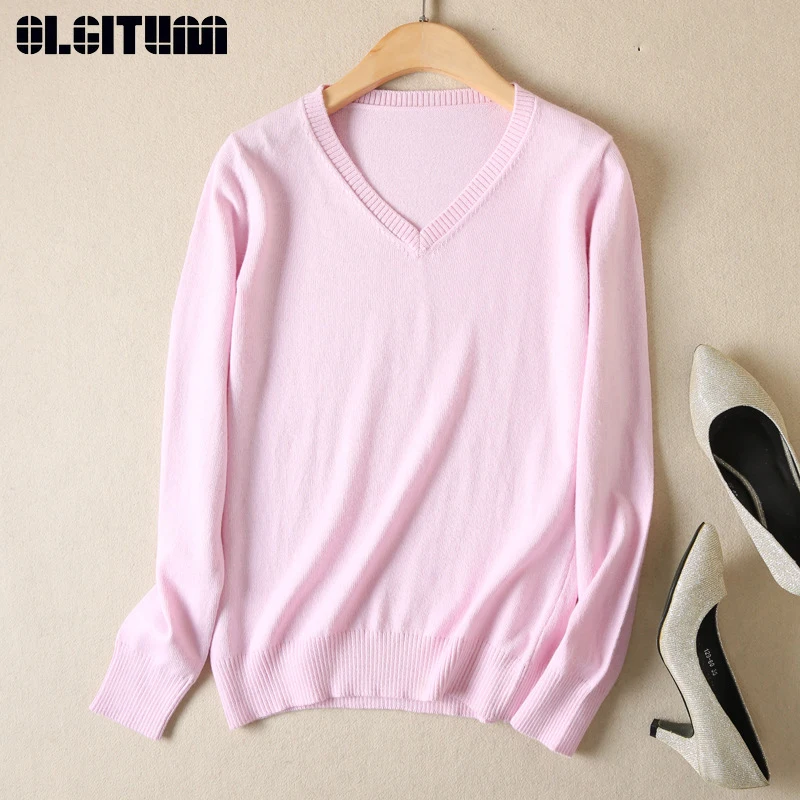 OLGITUM 2018 New Autumn and winter V-neck Cashmere Sweater Women Short Solid Color Warm Slim Bottoming Sweater SW1274
OLGITUM 2018 New Autumn and winter V-neck Cashmere Sweater Women Short Solid Color Warm Slim Bottoming Sweater SW1274
