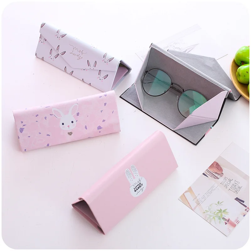 Top-grade PU Spectacle Cases for Eyeglasses Fashion Folding Sunglasses Box Bag Portable Triangle Eyewear Protector
Top-grade PU Spectacle Cases for Eyeglasses Fashion Folding Sunglasses Box Bag Portable Triangle Eyewear Protector