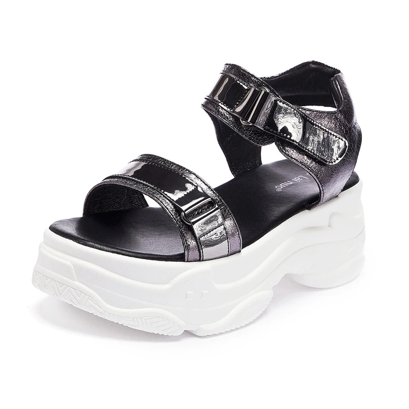 2019 Summer New Shoes Women Open-toed Leisure Silver Golden Sandals Comfortable Platform Shoes Outdoor Work Shoes Size 35-340
2019 Summer New Shoes Women Open-toed Leisure Silver Golden Sandals Comfortable Platform Shoes Outdoor Work Shoes Size 35-340