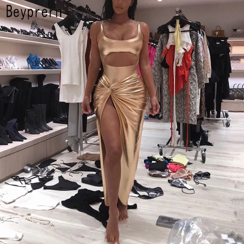 Beyprern Sparkle Kim K Gold Metallic Maxi Skirt Set Two Pieces Sexy Backless High Slit Draped Maxi Skirt Suits Festival Outfits
Beyprern Sparkle Kim K Gold Metallic Maxi Skirt Set Two Pieces Sexy Backless High Slit Draped Maxi Skirt Suits Festival Outfits