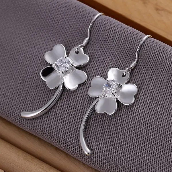 Wholesale High Quality Jewelry 925 jewelry silver plated Inlaid Four-leaf Clover Earrings for Women best gift SMTE162
Wholesale High Quality Jewelry 925 jewelry silver plated Inlaid Four-leaf Clover Earrings for Women best gift SMTE162