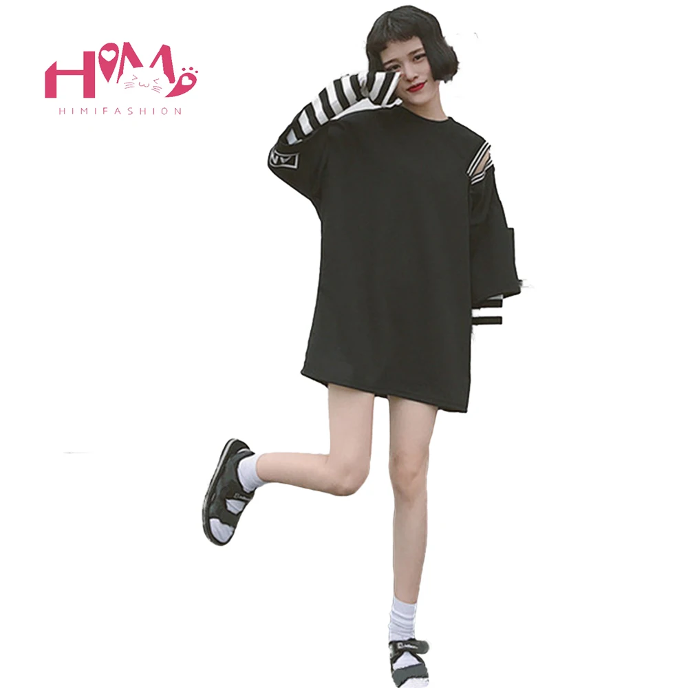 Harajuku Street Off Shoulder Women T-Shirt Korean Ulzzang Striped Graphic Tops 2019 Casual Oversize Black Female Punk White Tee
Harajuku Street Off Shoulder Women T-Shirt Korean Ulzzang Striped Graphic Tops 2019 Casual Oversize Black Female Punk White Tee