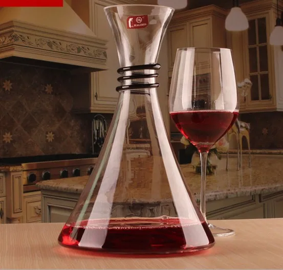 1PC 1800ml Glass Wine Decanters Bevel Spout Wine Container Carafe Wine Bottle Dispenser Jug Levo Bar Tool J1111
1PC 1800ml Glass Wine Decanters Bevel Spout Wine Container Carafe Wine Bottle Dispenser Jug Levo Bar Tool J1111
