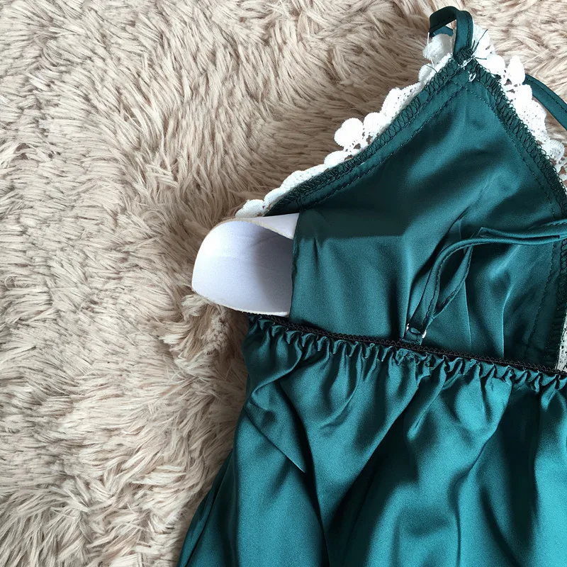 4207277379_1929359744