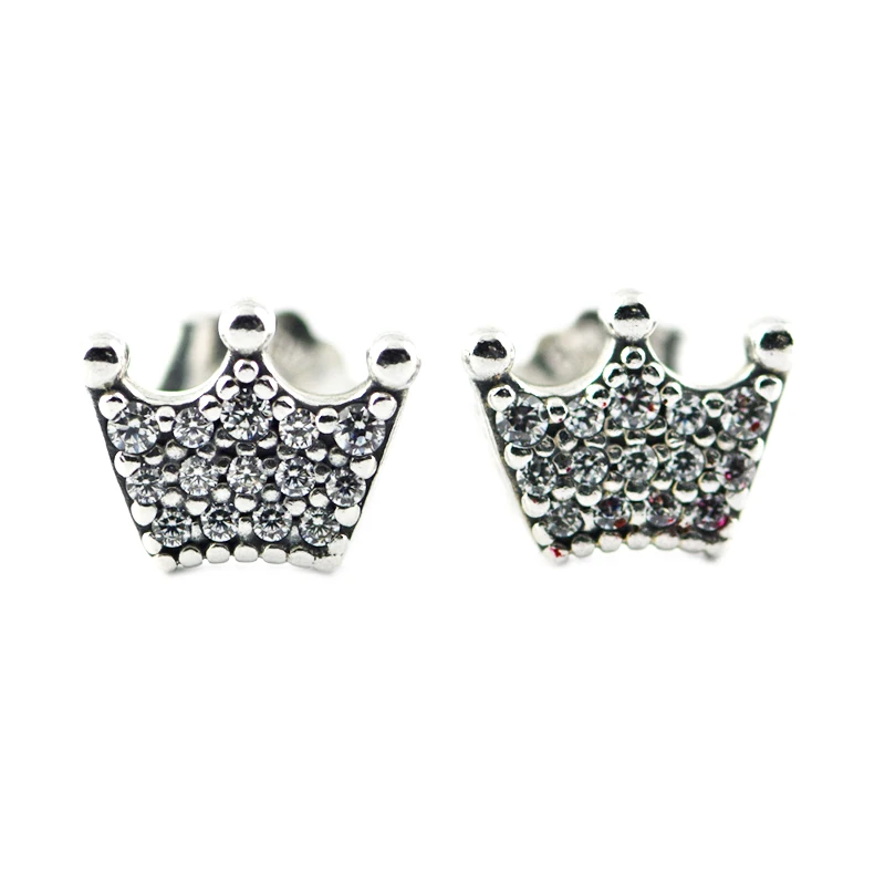 Pandulaso Enchanted Crowns Stud Earrings 925 Sterling Silver Jewelry Anniversay Gift Crown shape Earring for Women Make Up
Pandulaso Enchanted Crowns Stud Earrings 925 Sterling Silver Jewelry Anniversay Gift Crown shape Earring for Women Make Up
